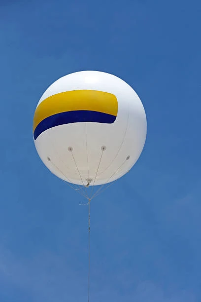 Balão blimp para publicidade no Rio de Janeiro